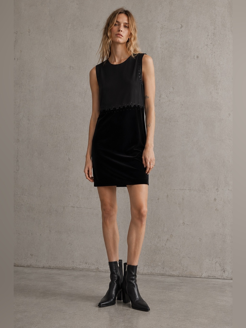 Vintage Ann Taylor Petite Beaded Silk velvet Size 12 Black Sleeveless Mini Dress - Picture 1 of 8